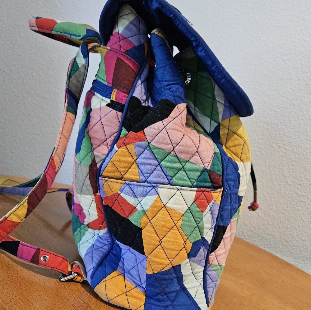 Hardly Used! VERA BRADLY - Multi Colored Quilted Backpack Bag- Multiple Comp. - Picture 6 of 6